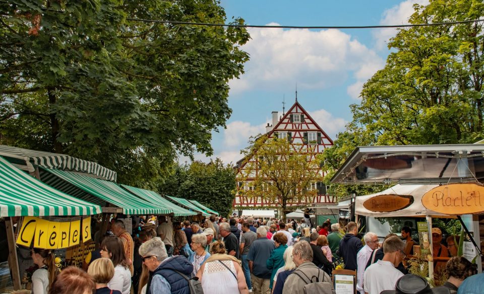 Hoffest mit frischen Produkten aus biologischer Landwirtschaft